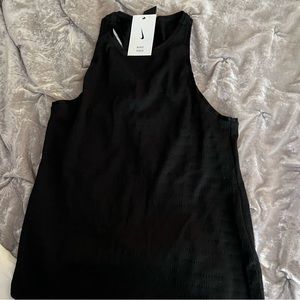 Nike yoga tank